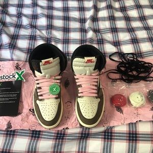 Jordan 1 Travis Scott OG high mocha